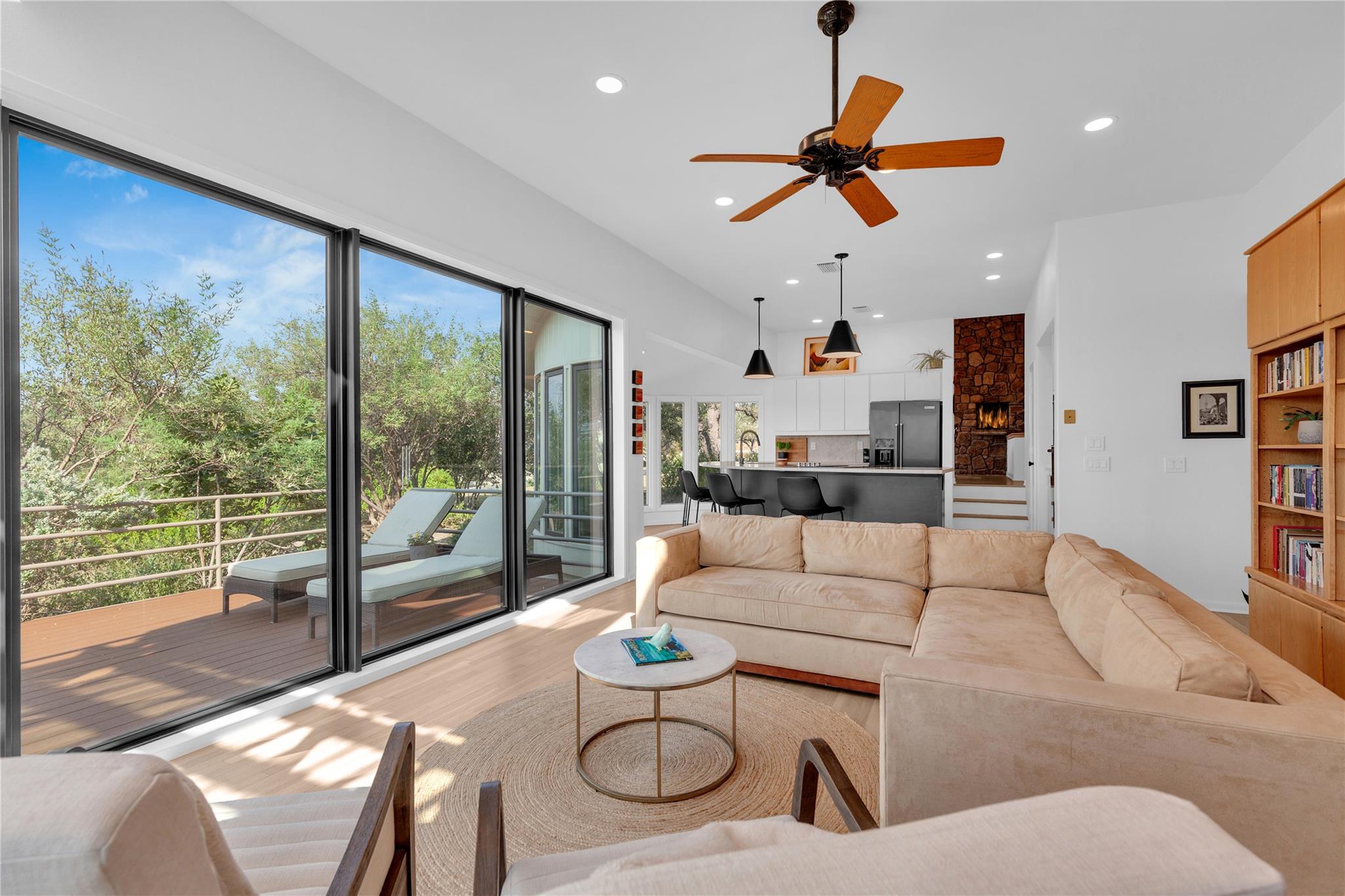 100 Derby DR