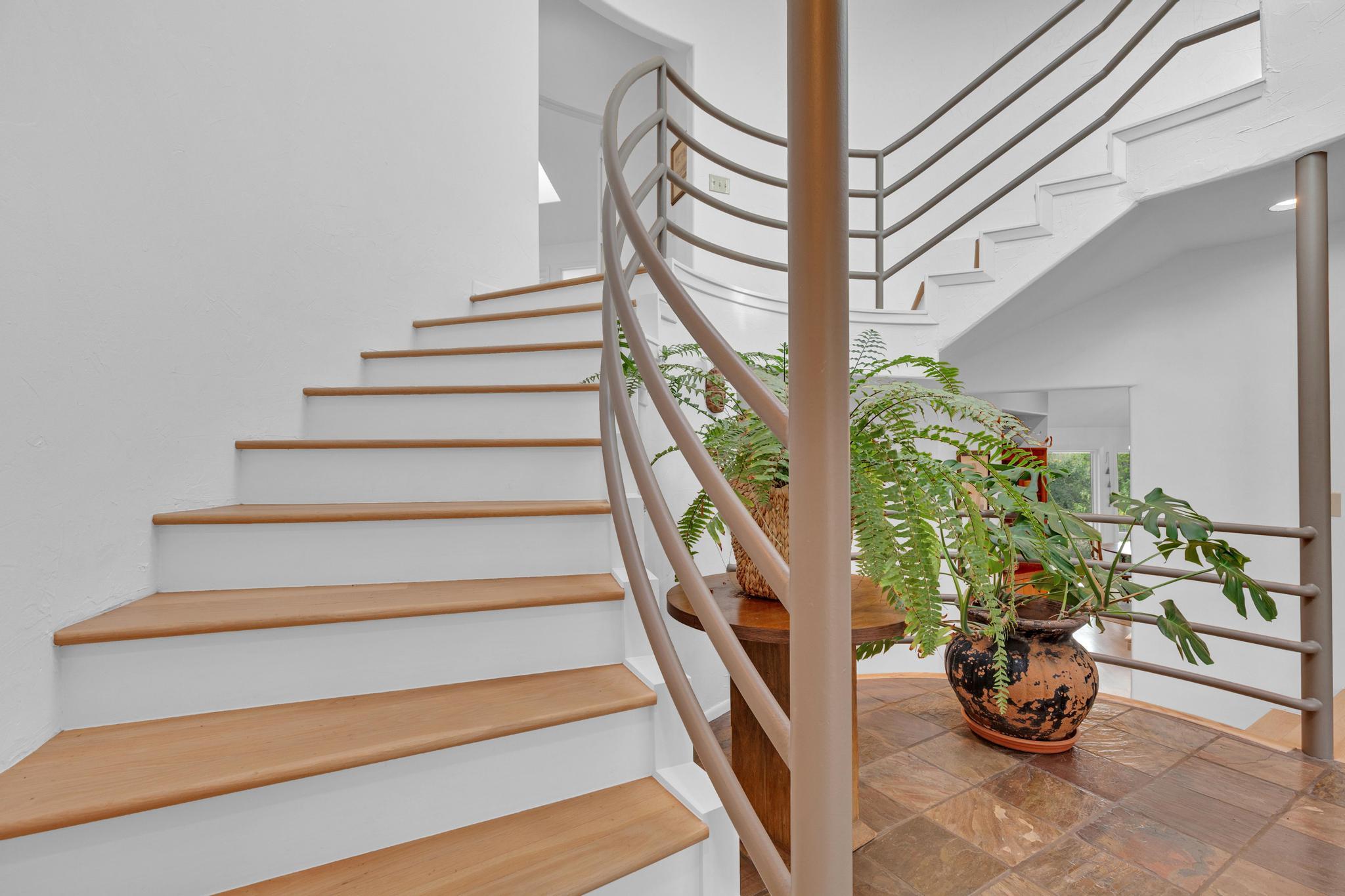 100 Derby DR