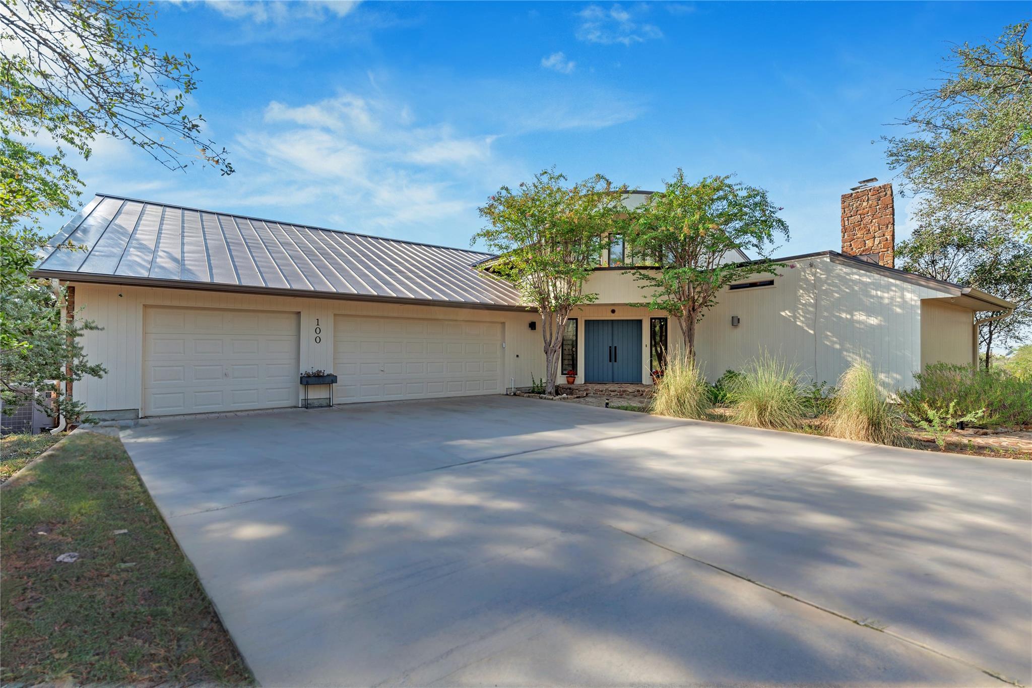 100 Derby DR