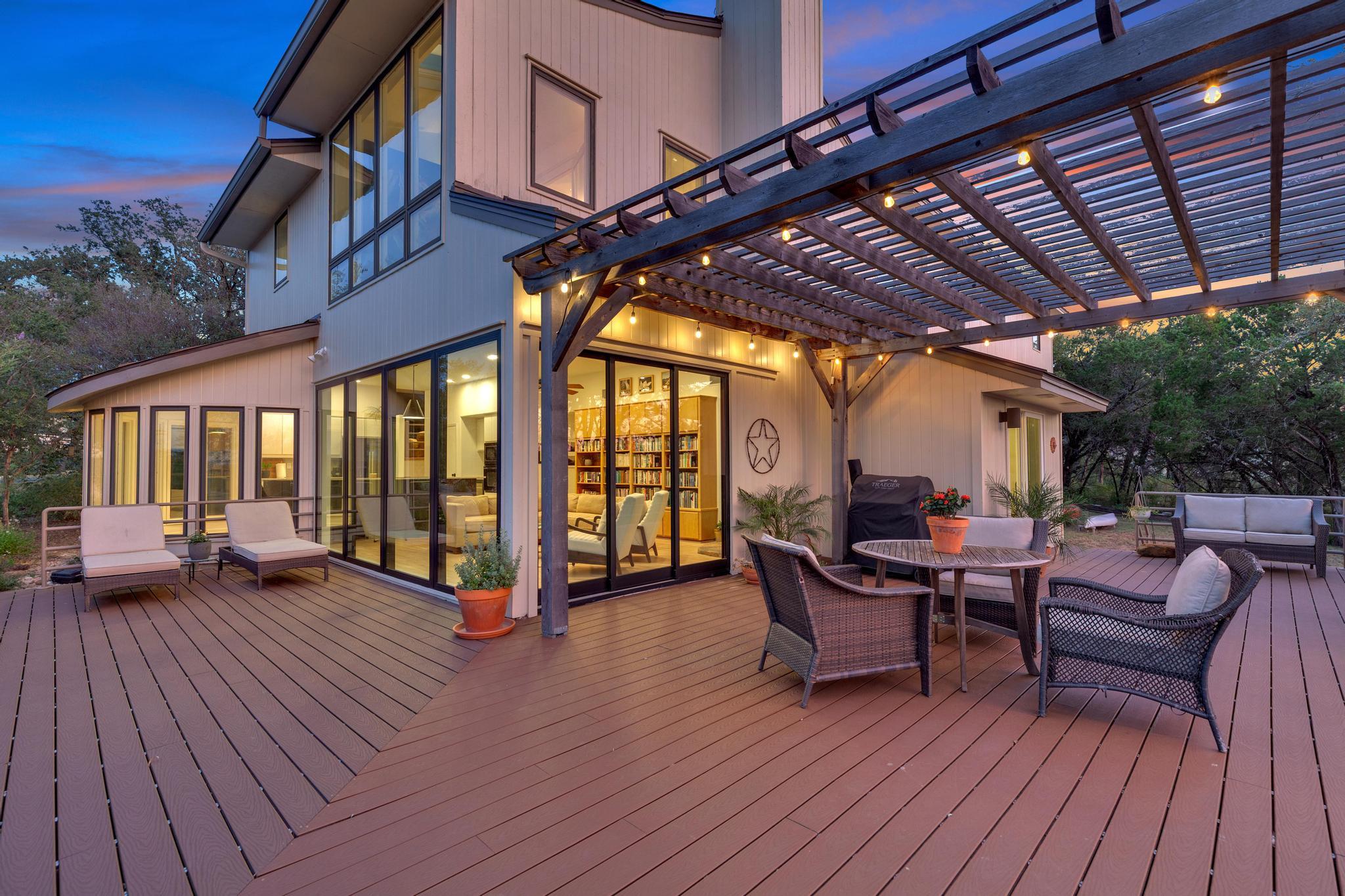 100 Derby DR