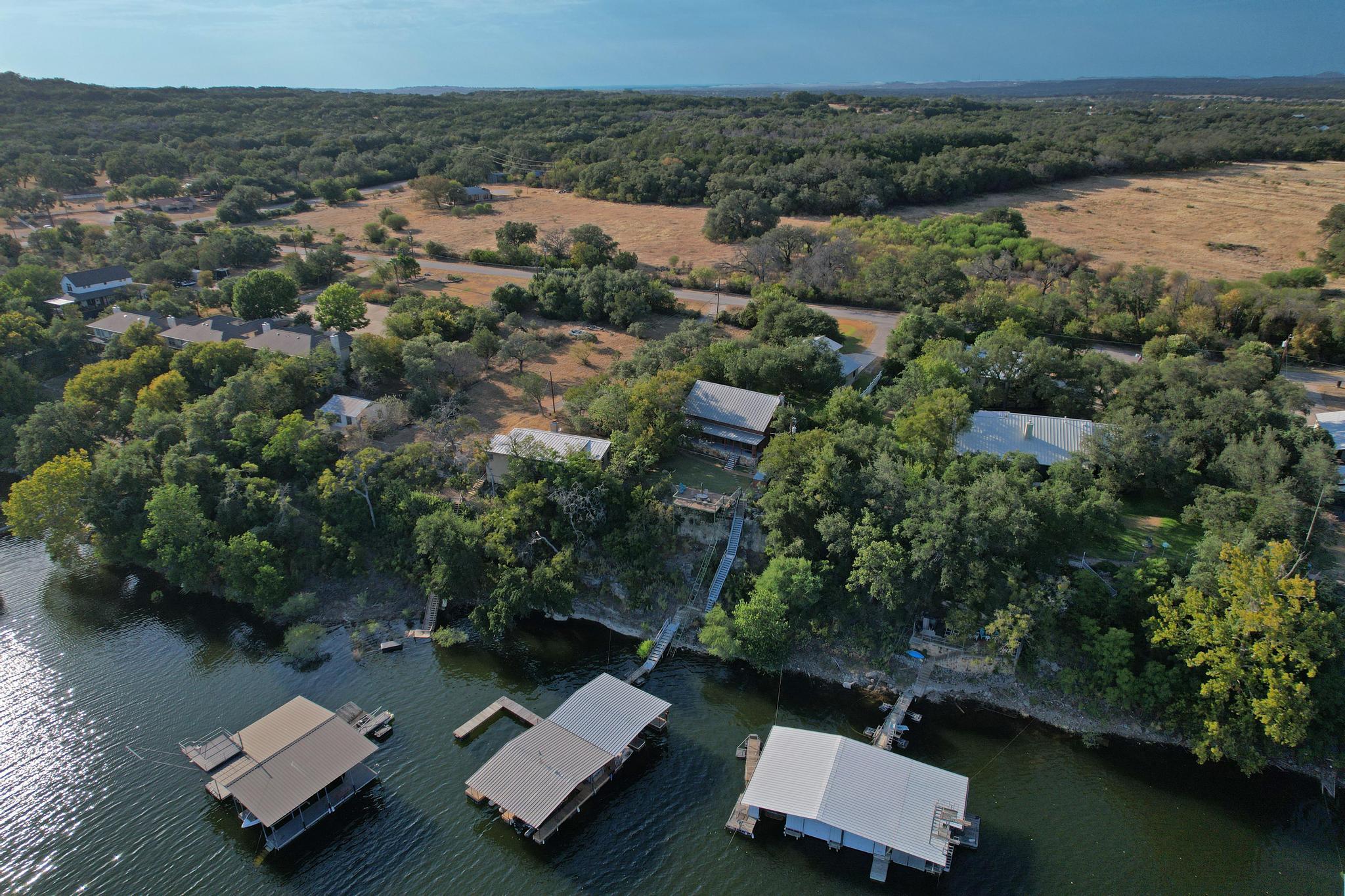 707 Cat Hollow Club DR