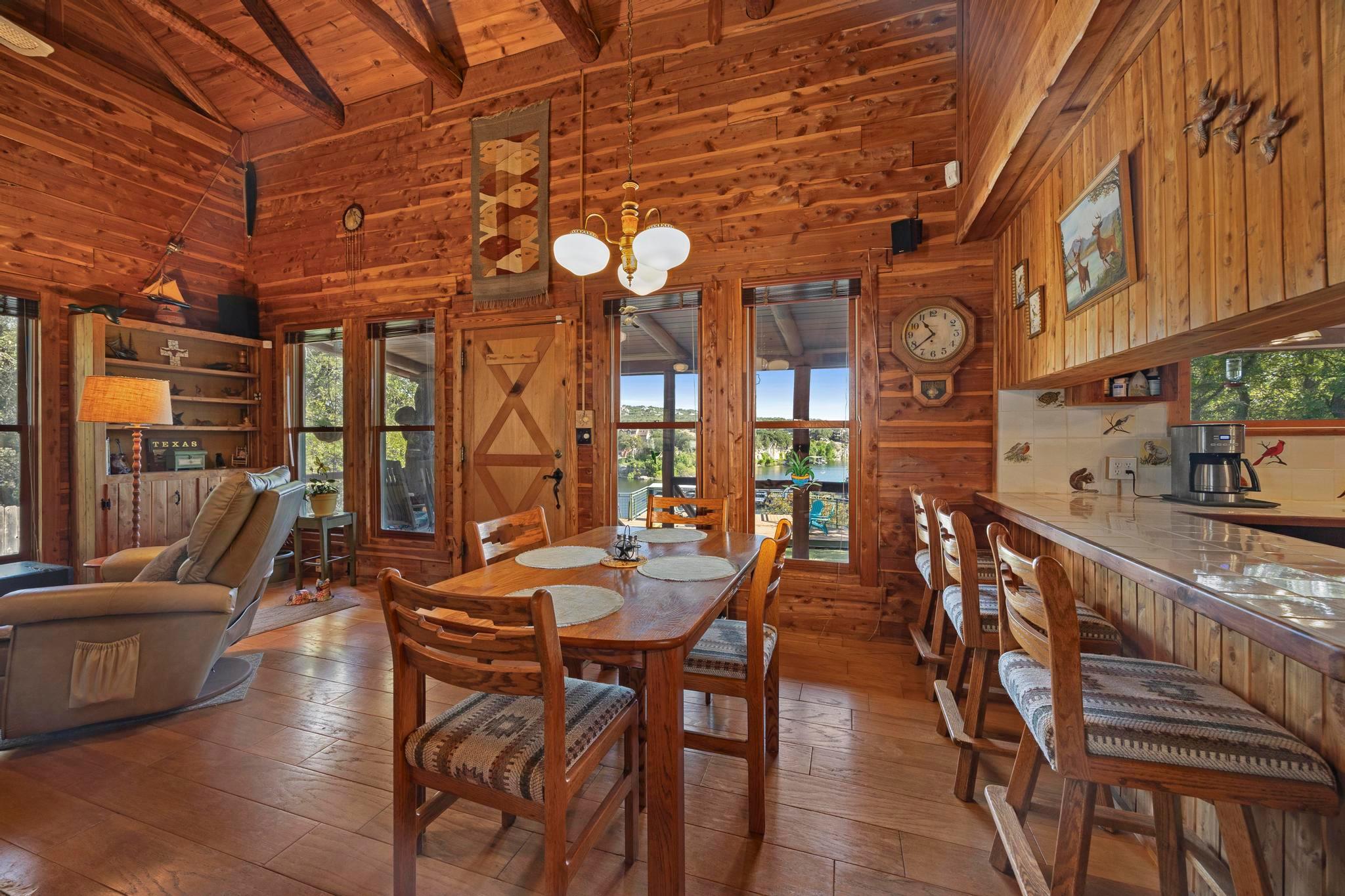 707 Cat Hollow Club DR