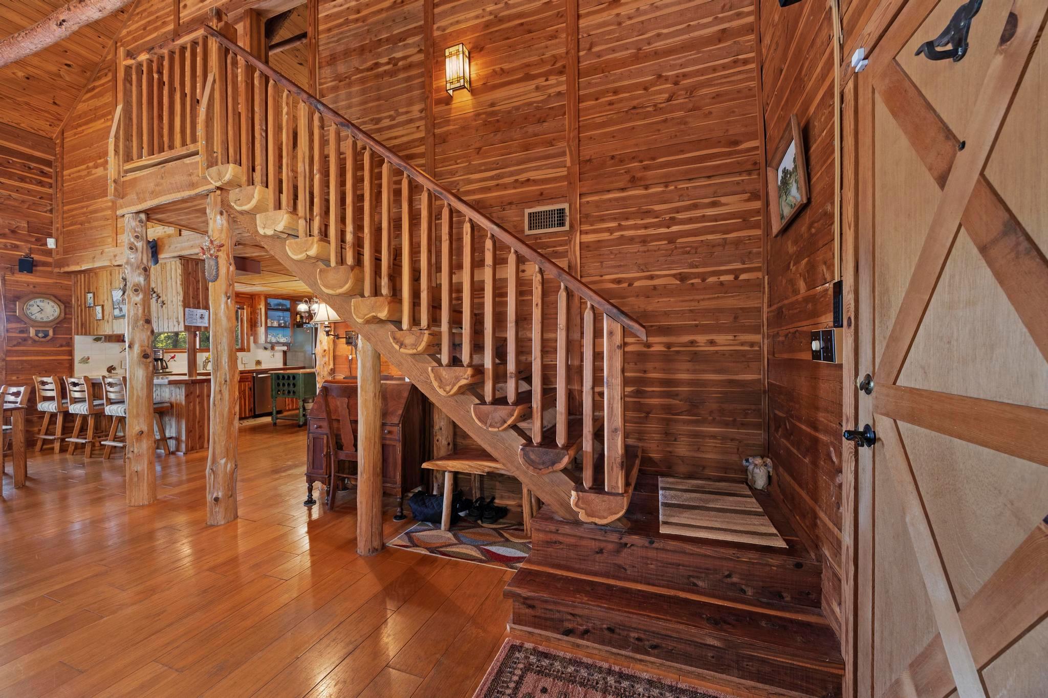 707 Cat Hollow Club DR