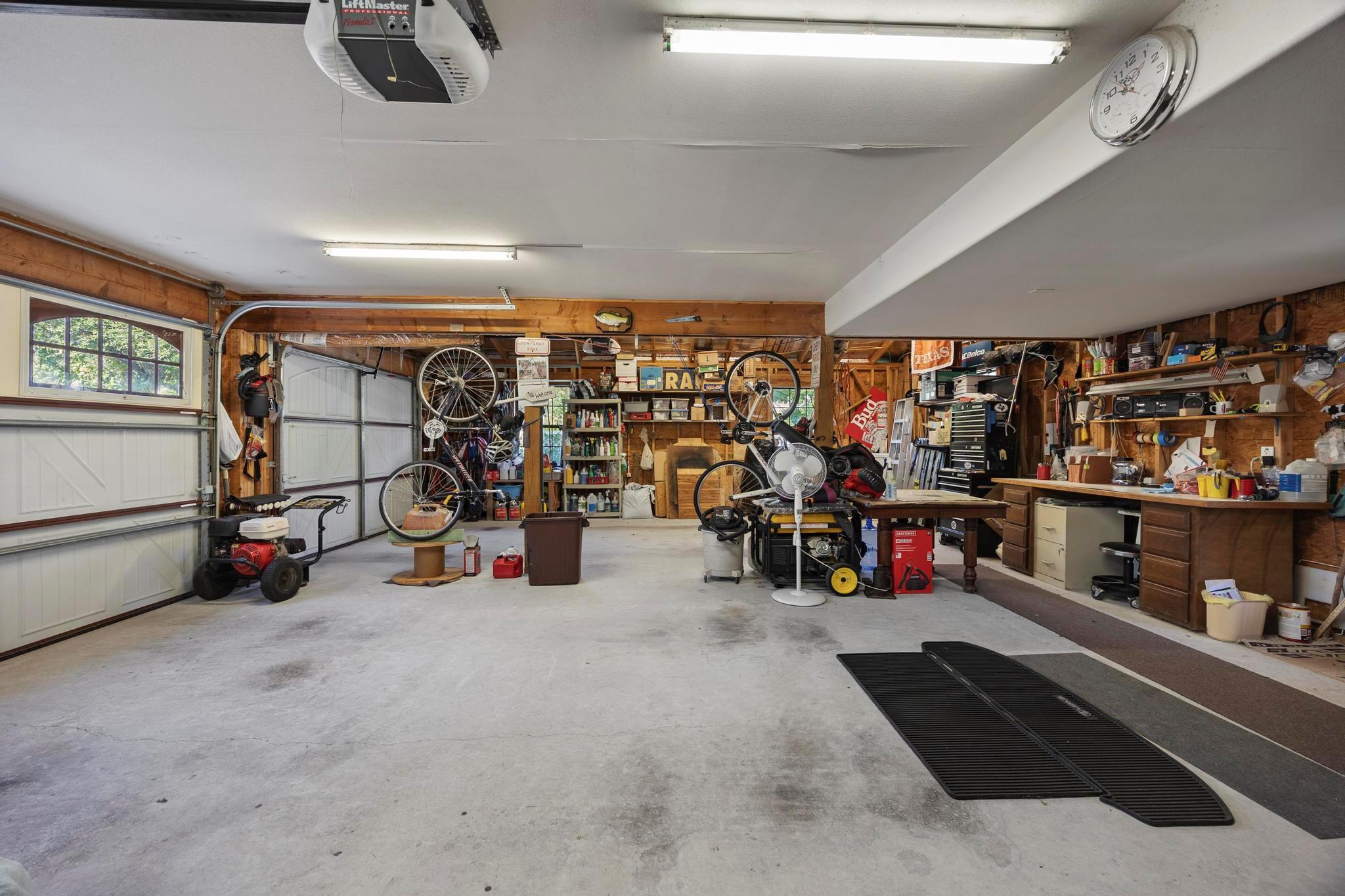 707 Cat Hollow Club DR
