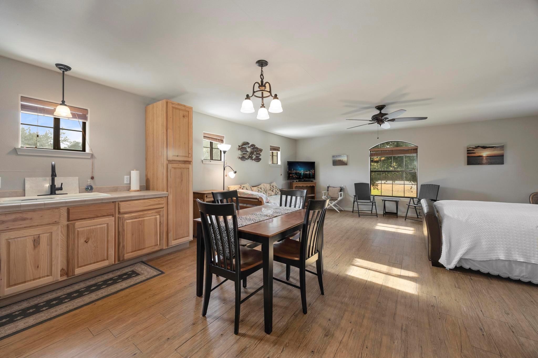 707 Cat Hollow Club DR