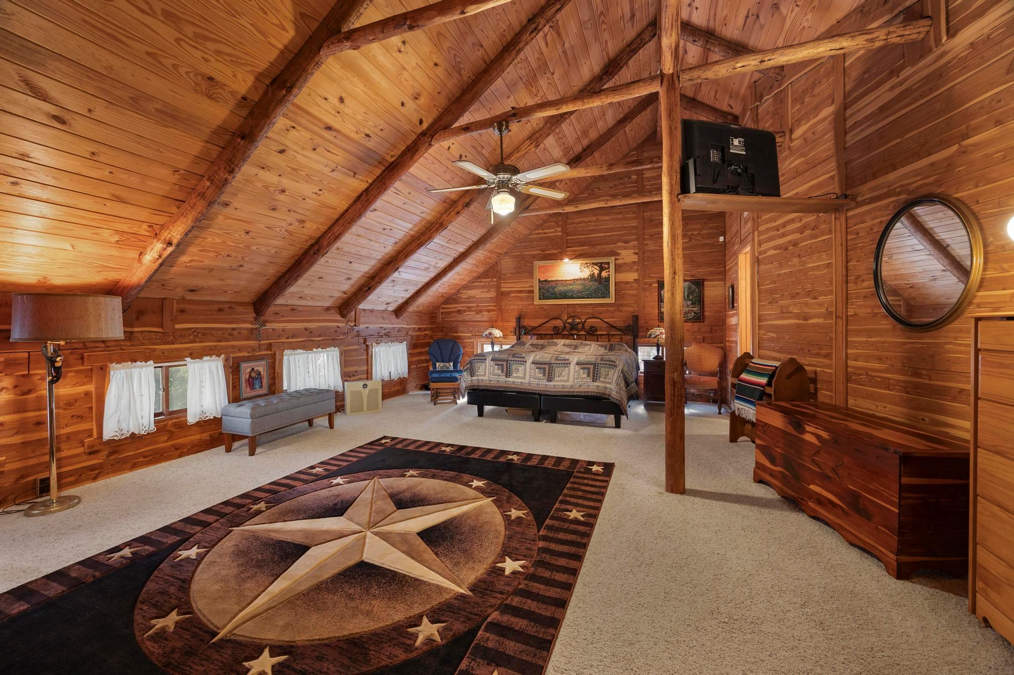 707 Cat Hollow Club DR