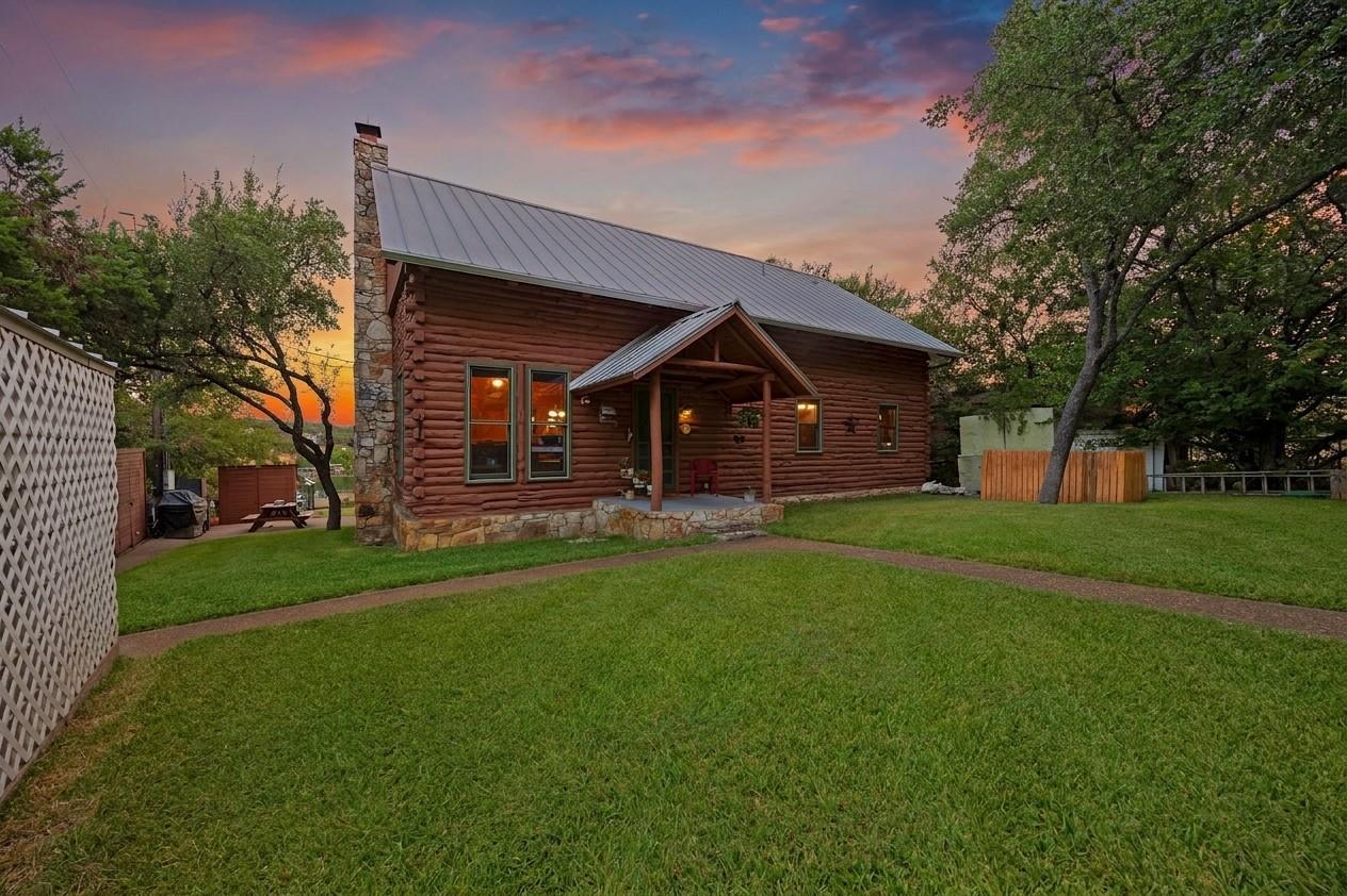 707 Cat Hollow Club DR