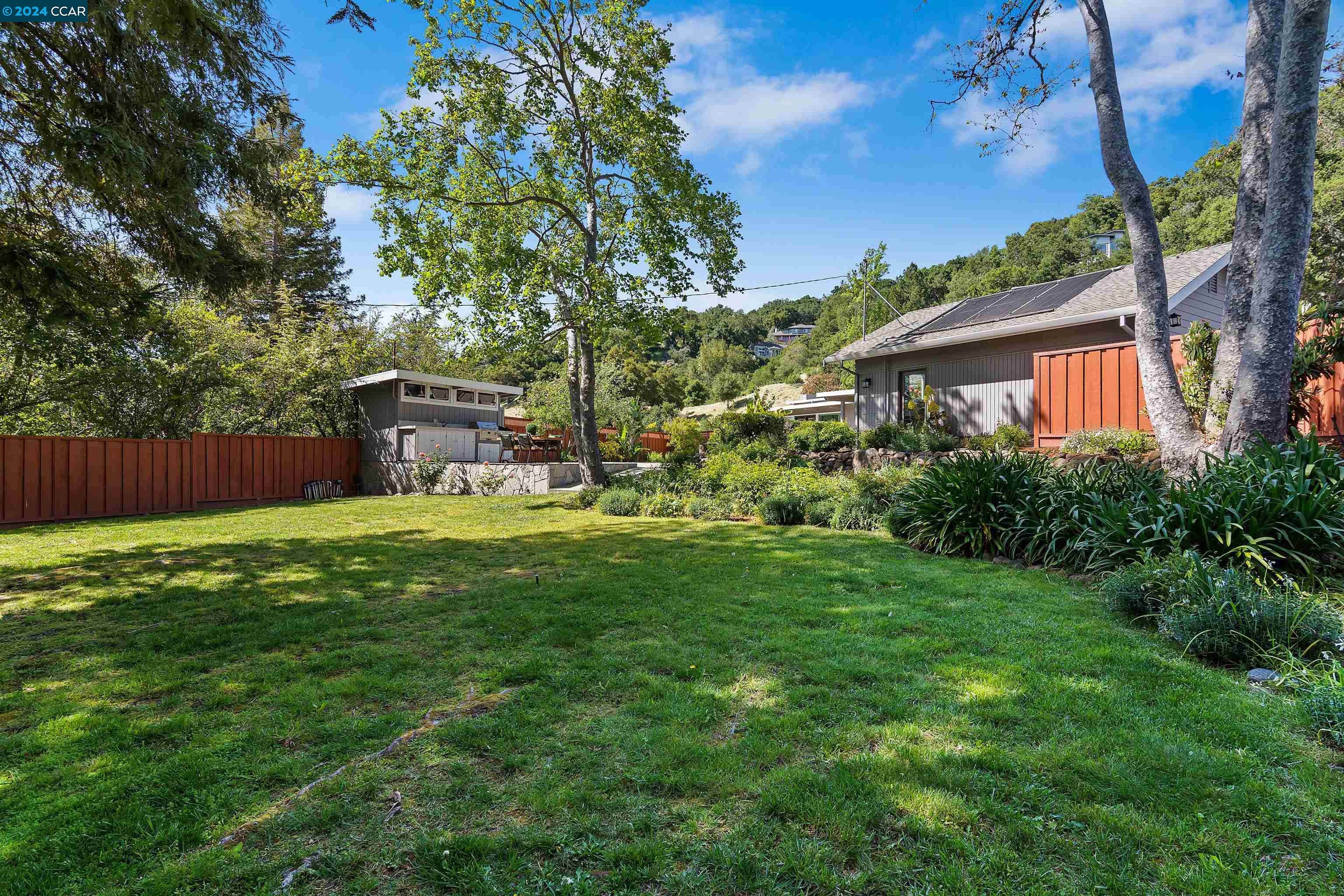 14 Washington Ln