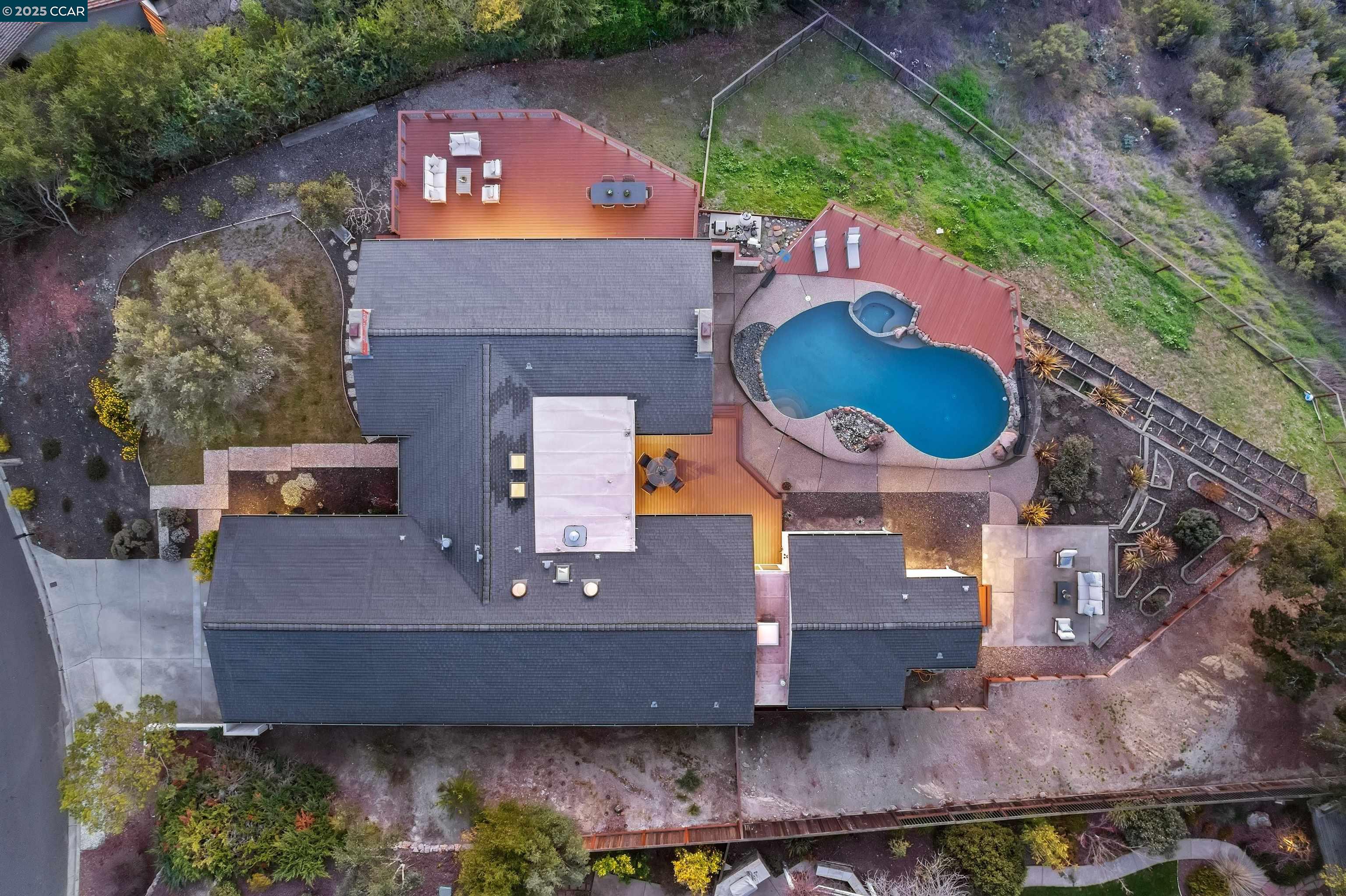 1921 Joseph Dr
