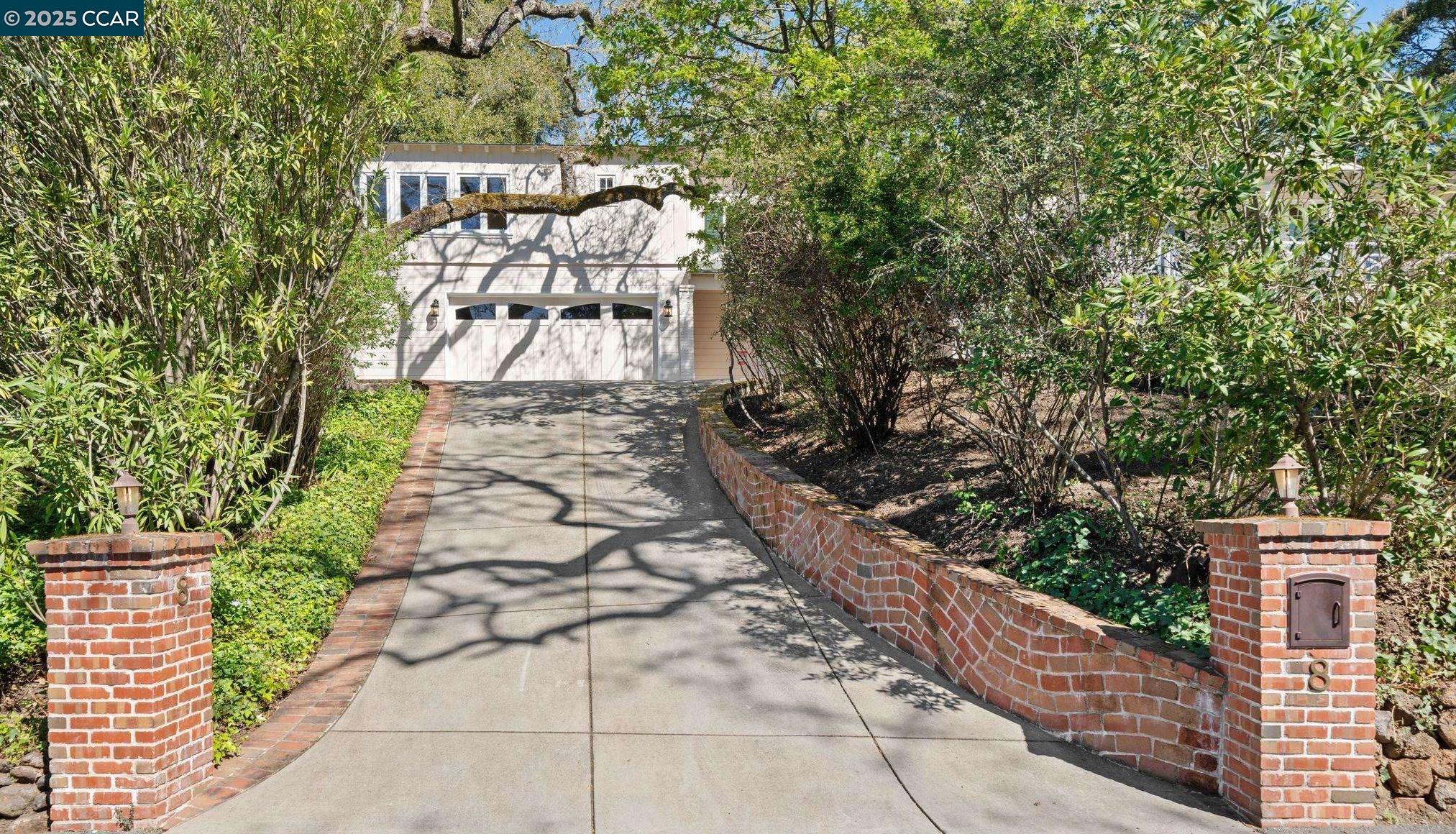 8 El Sereno