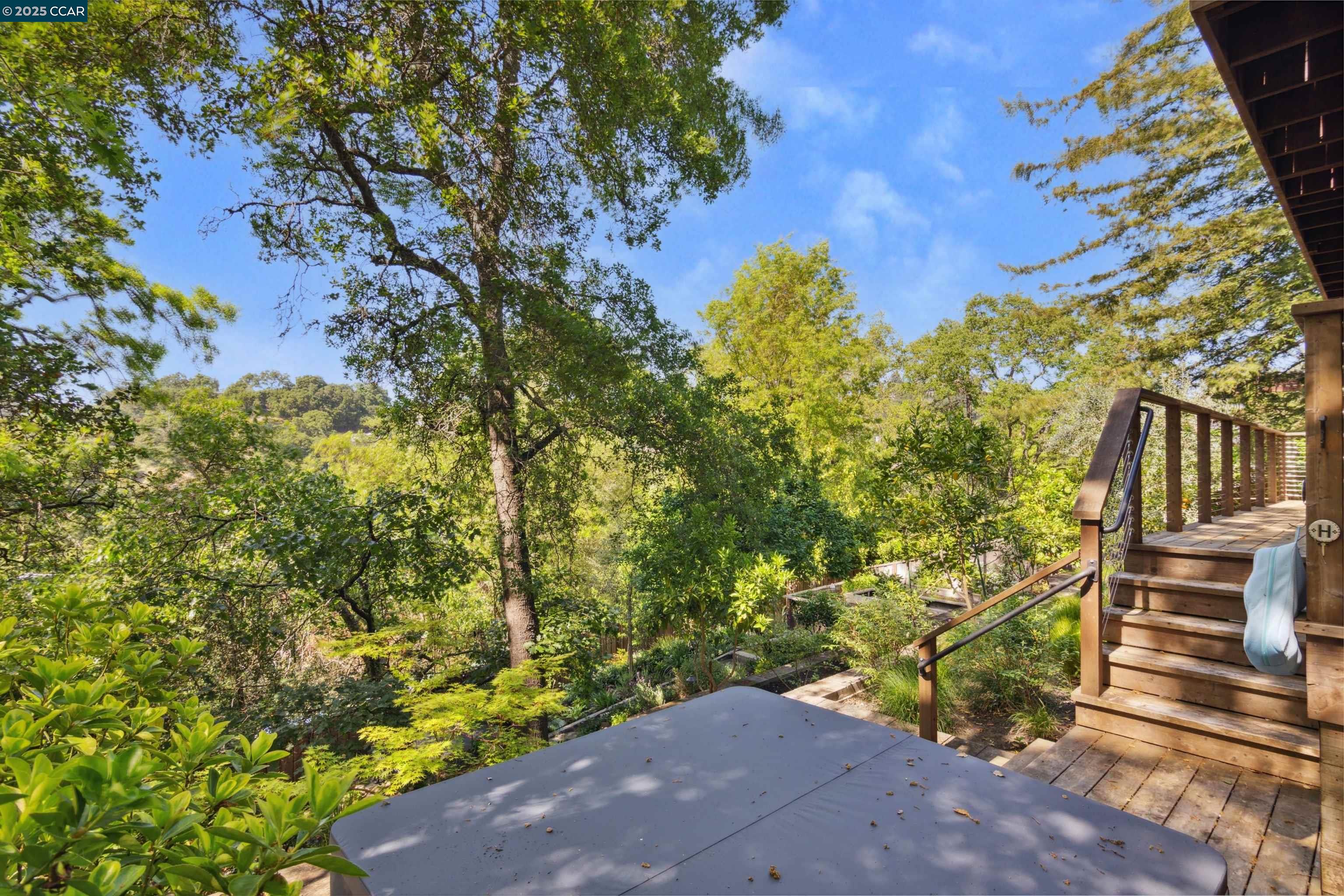 20 Mira Loma Rd