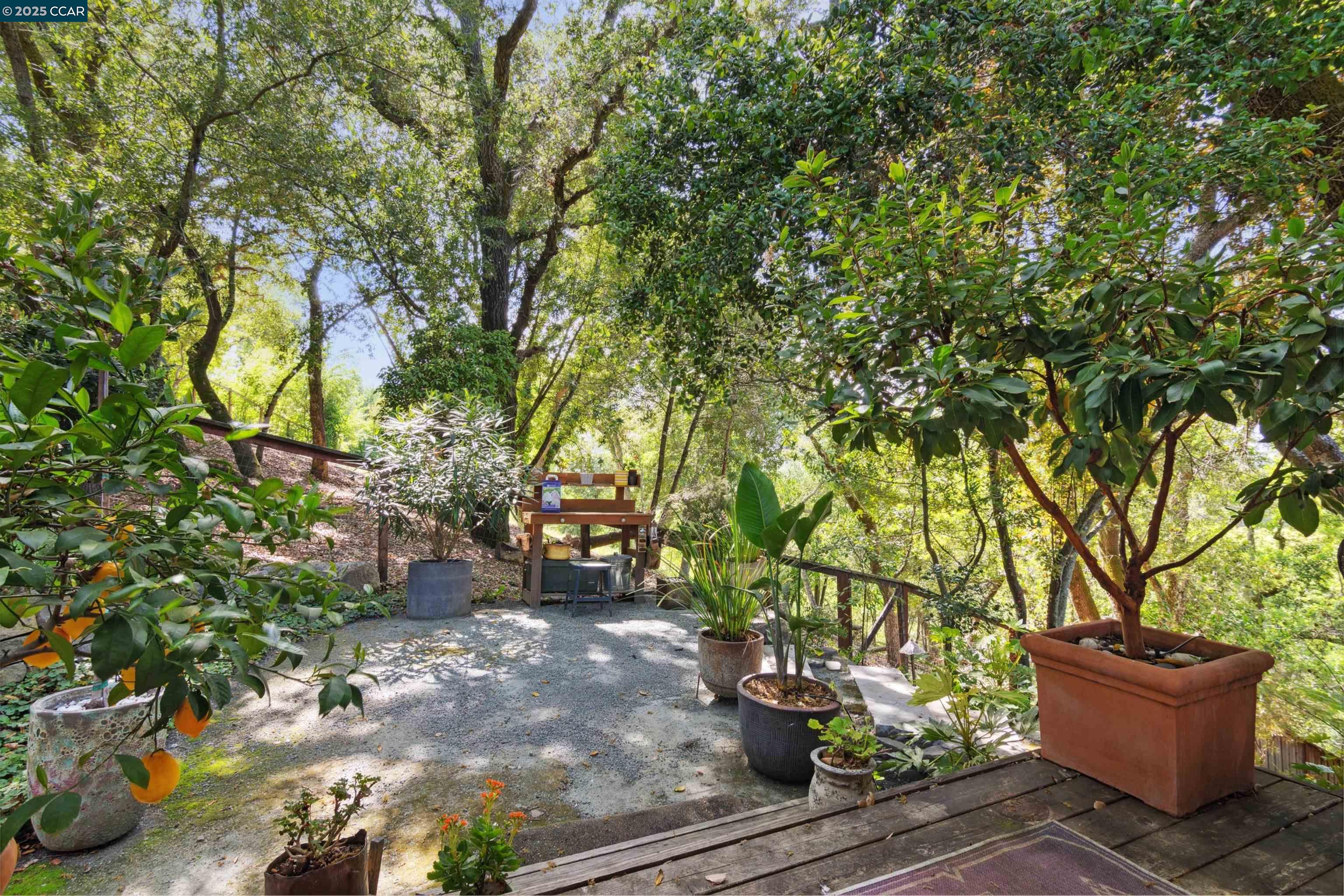 20 Mira Loma Rd