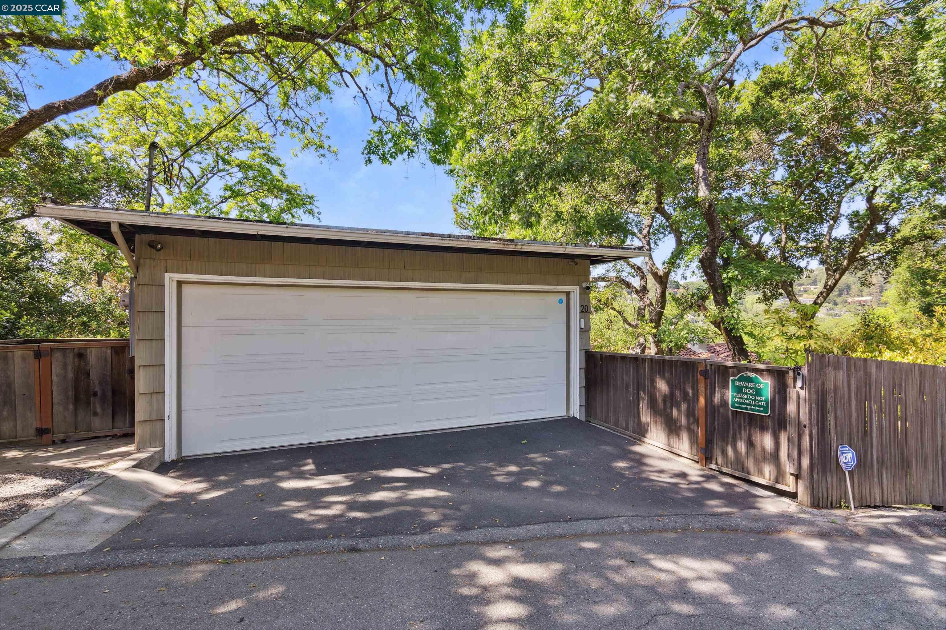20 Mira Loma Rd