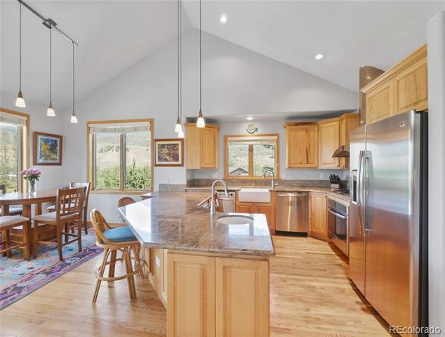 401 Kestrel Lane