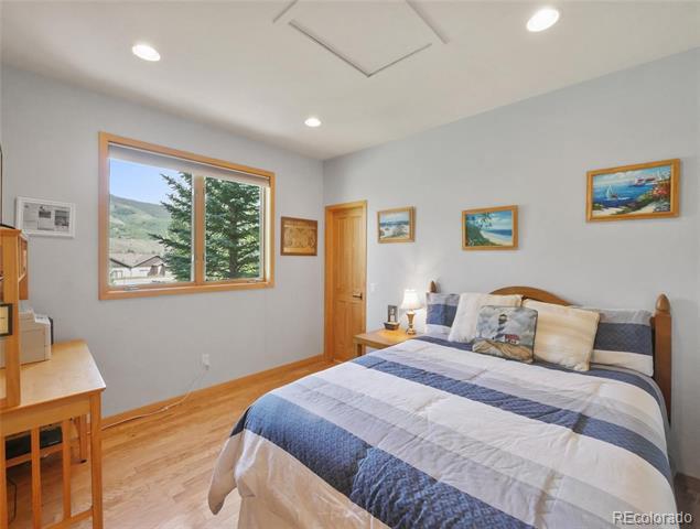 401 Kestrel Lane