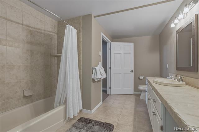 134 Ensign Drive Unit: A