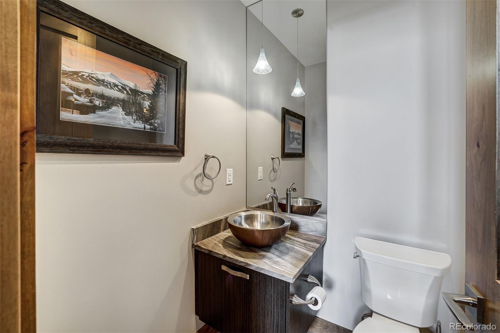 106 N Gold Flake Terrace