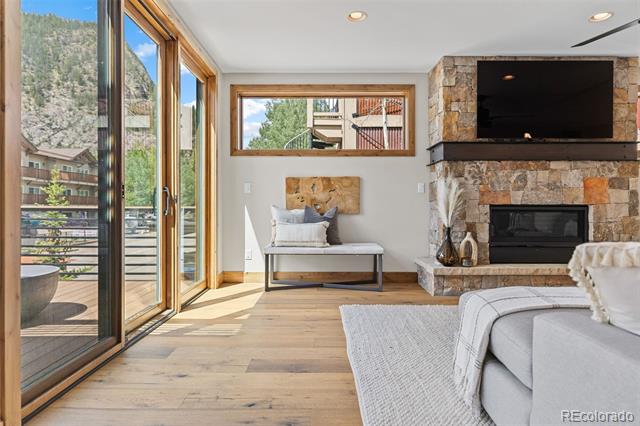 118 Galena Street Unit: 3