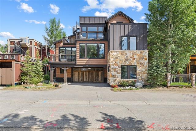 118 Galena Street Unit: 3