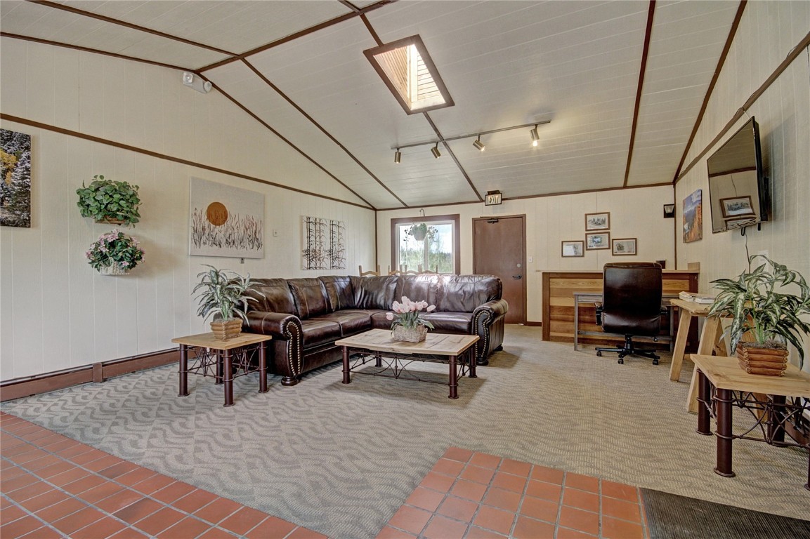 2400 Lodge Pole CIRCLE 108