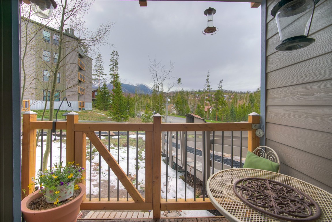 2400 Lodge Pole CIRCLE 108