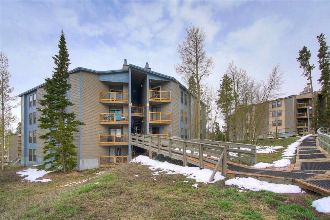 2400 Lodge Pole CIRCLE 108