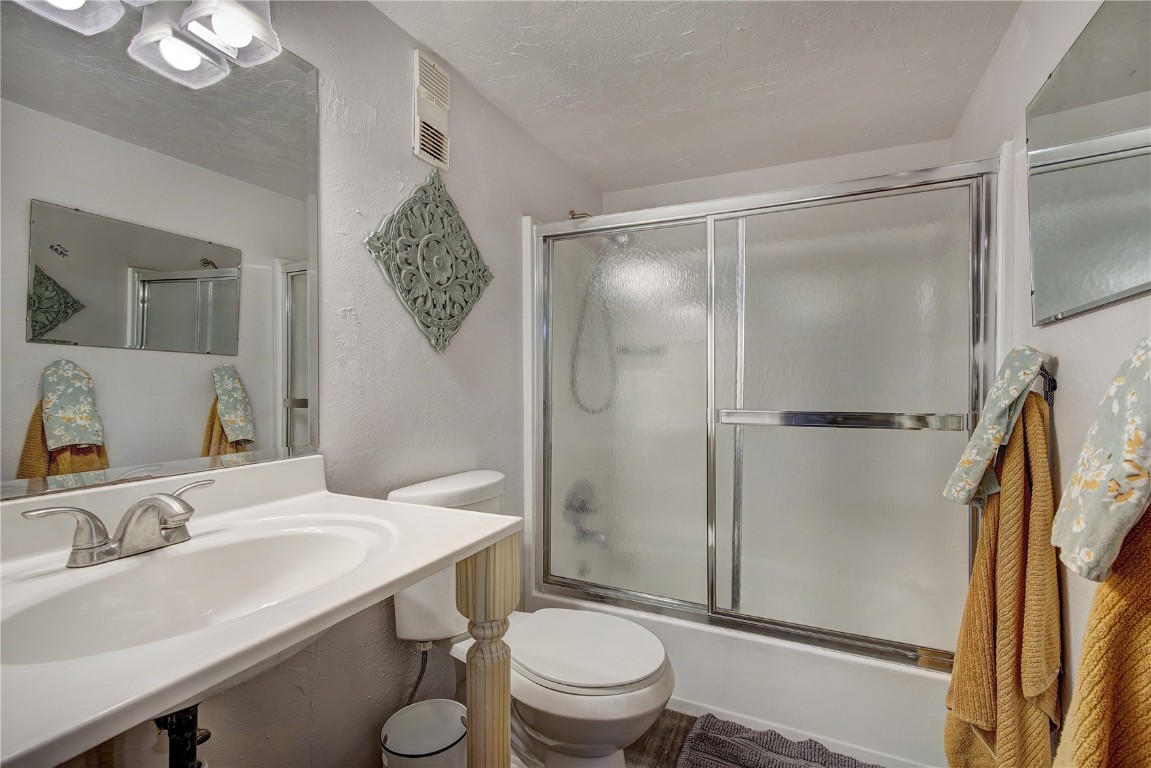 2400 Lodge Pole CIRCLE 108