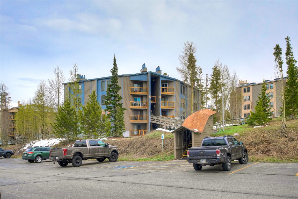 2400 Lodge Pole CIRCLE 108