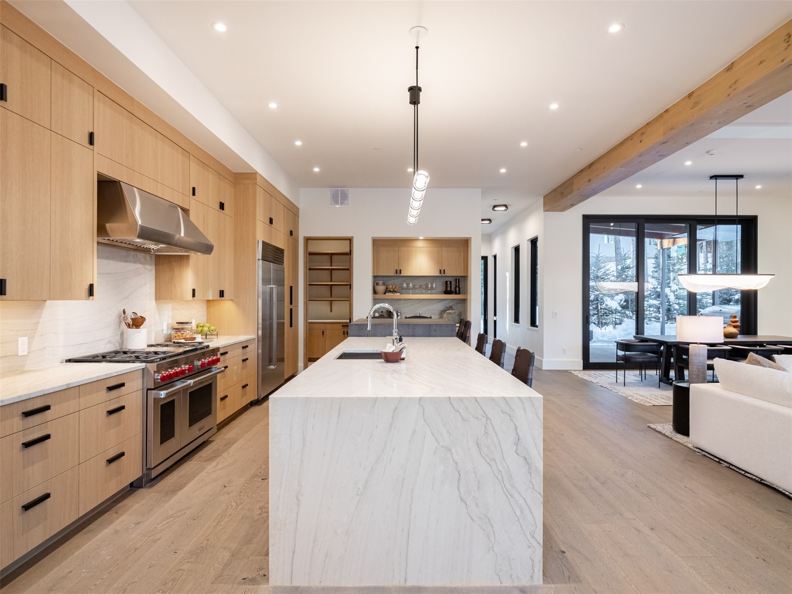 27 Boulder CIRCLE