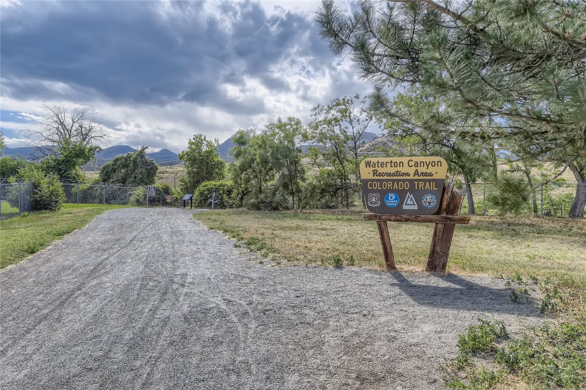 9053 W Phillips DRIVE 0