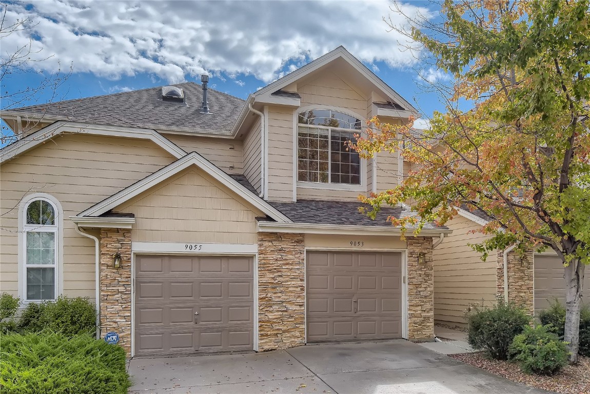 9053 W Phillips DRIVE 0