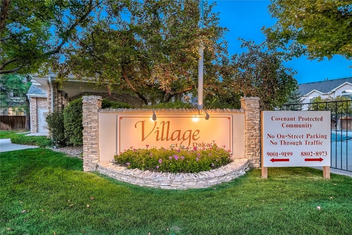 9053 W Phillips DRIVE 0