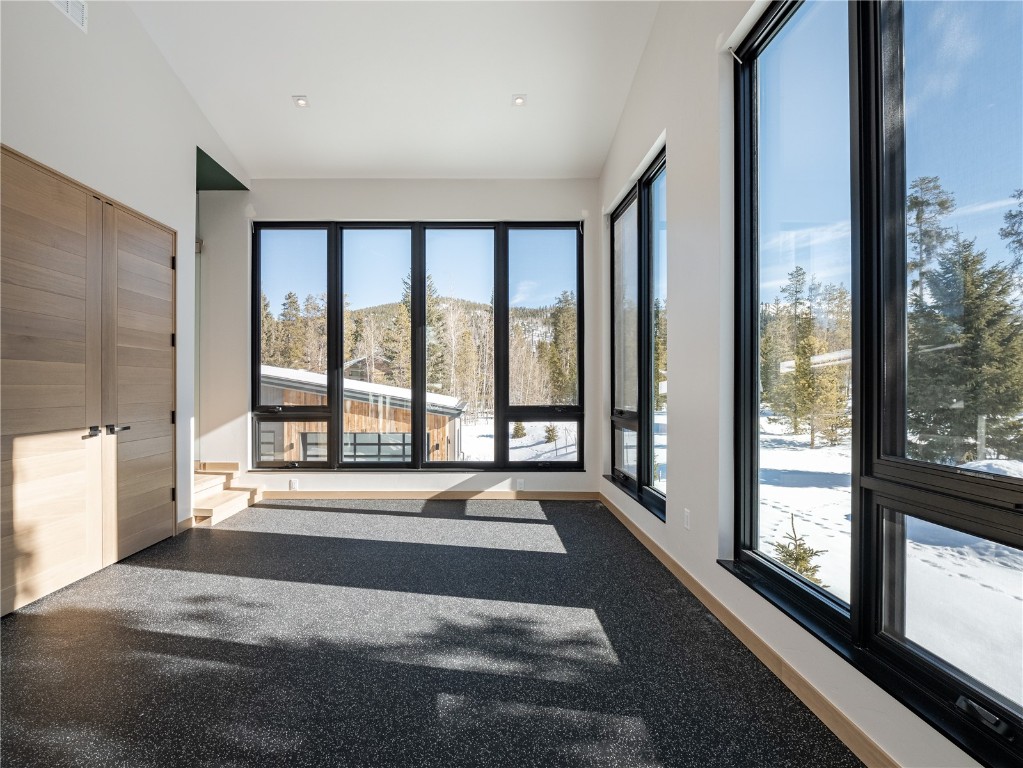 132 N Gold Flake TERRACE