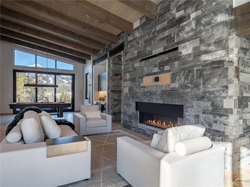 132 N Gold Flake TERRACE