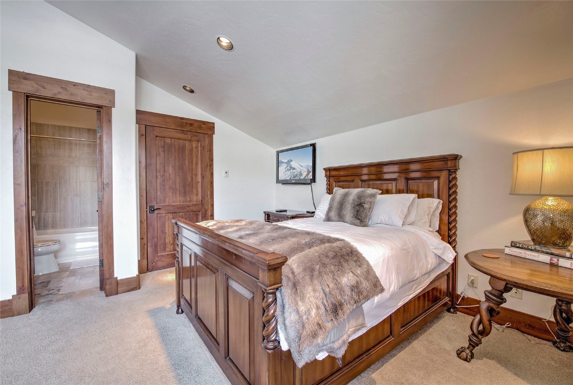 391 Hummingbird CIRCLE