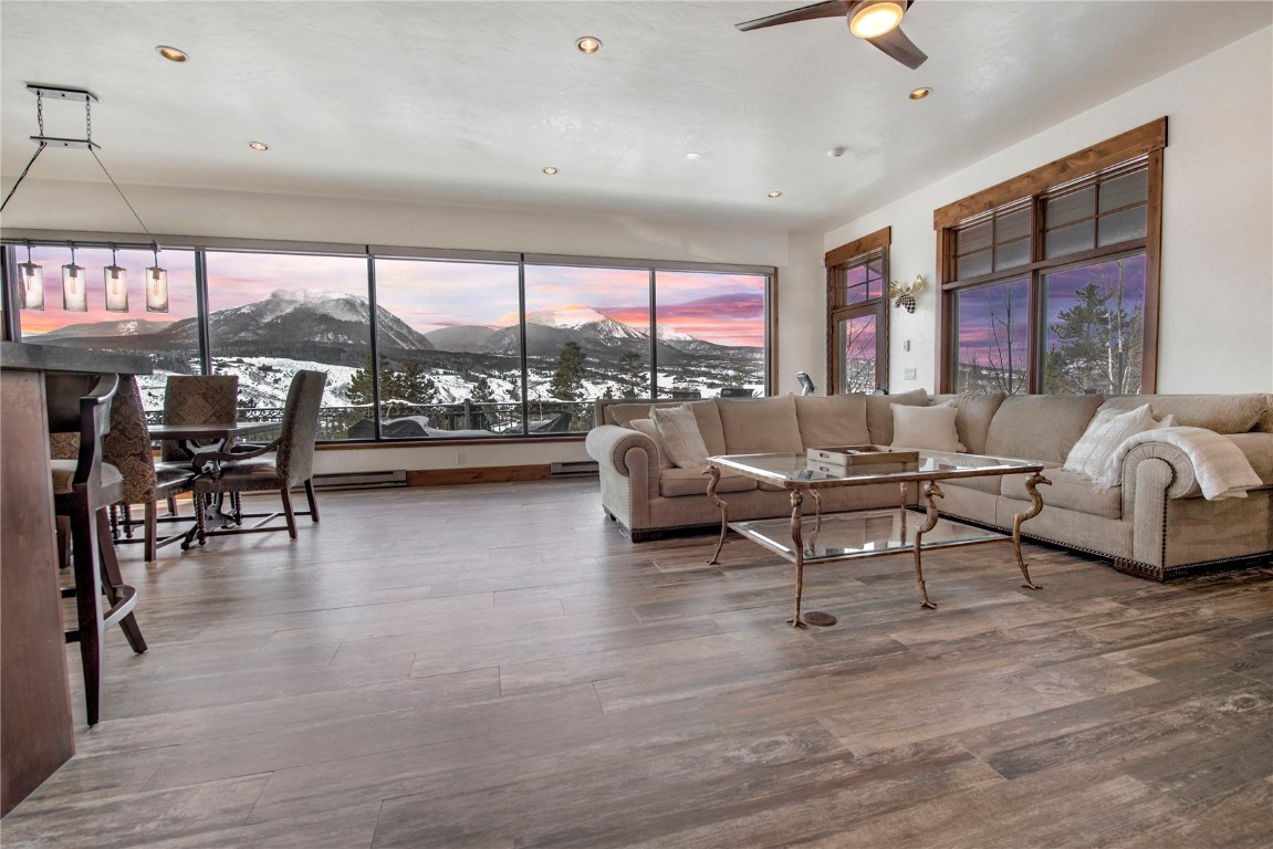 391 Hummingbird CIRCLE