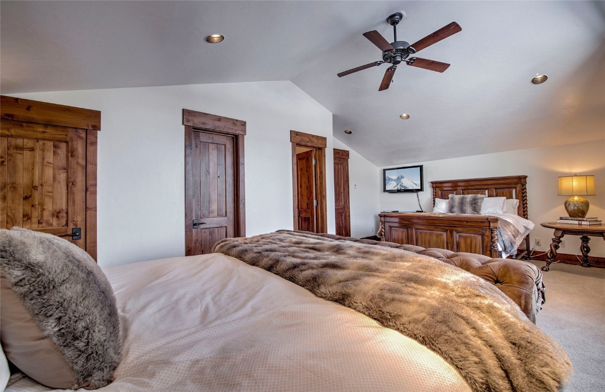 391 Hummingbird CIRCLE