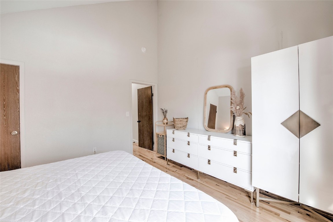 127 Broken Lance DRIVE A203