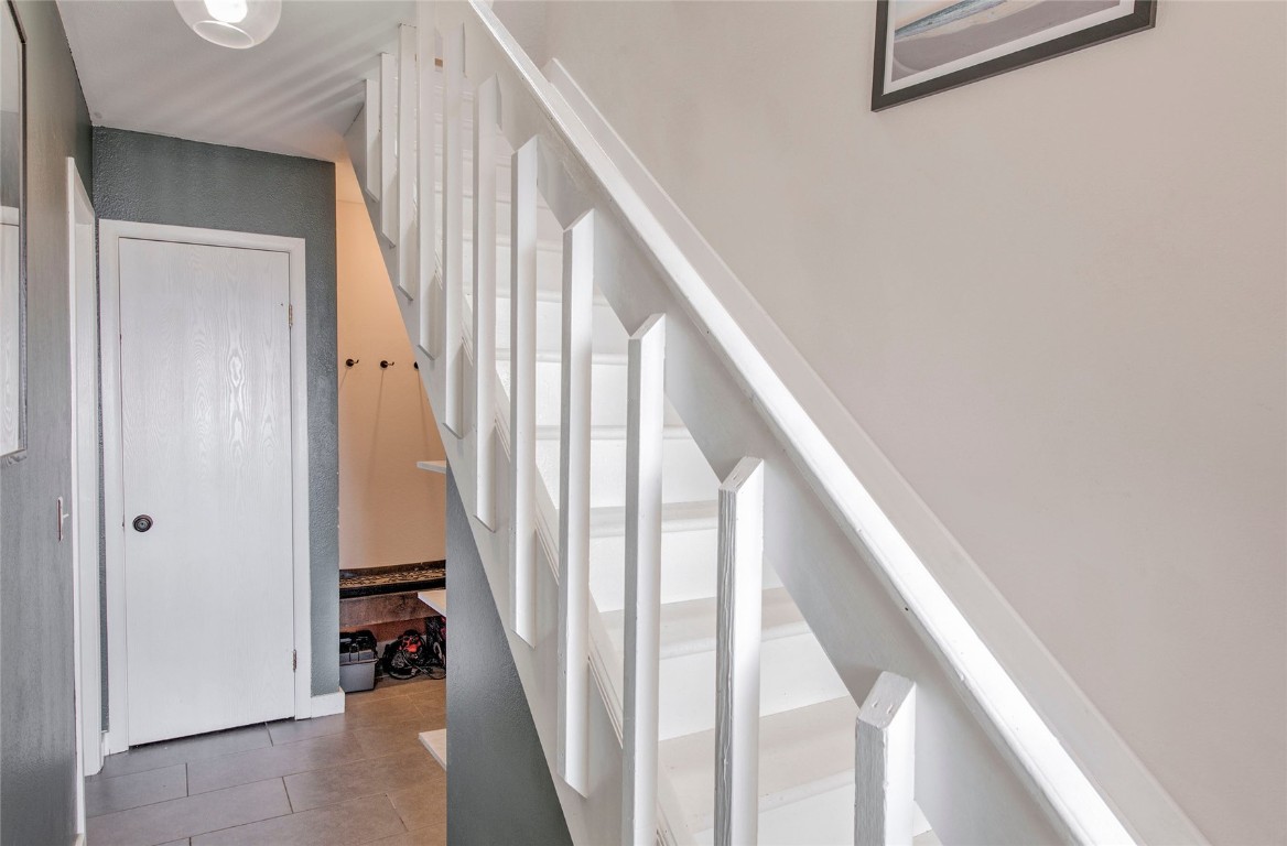 127 Broken Lance DRIVE A203