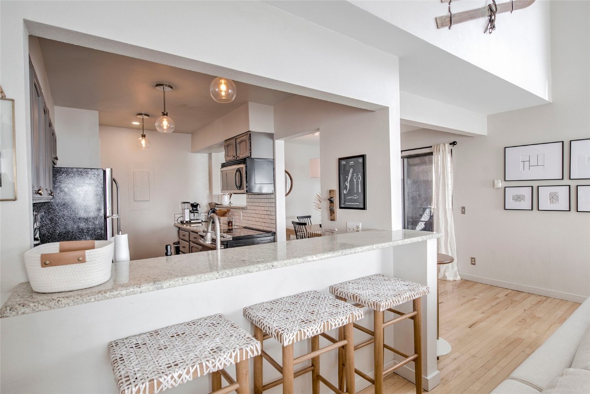 127 Broken Lance DRIVE A203