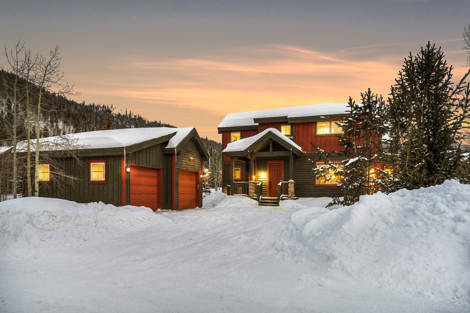 96 Sheppard CIRCLE