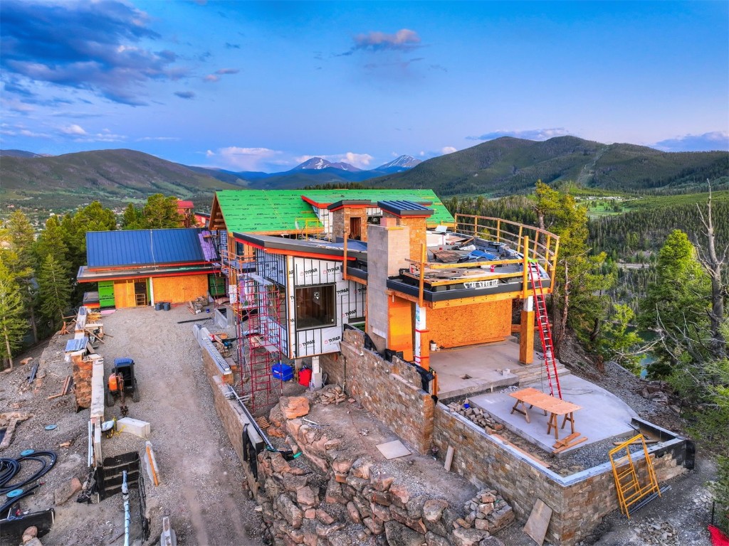 303 High Meadow DRIVE