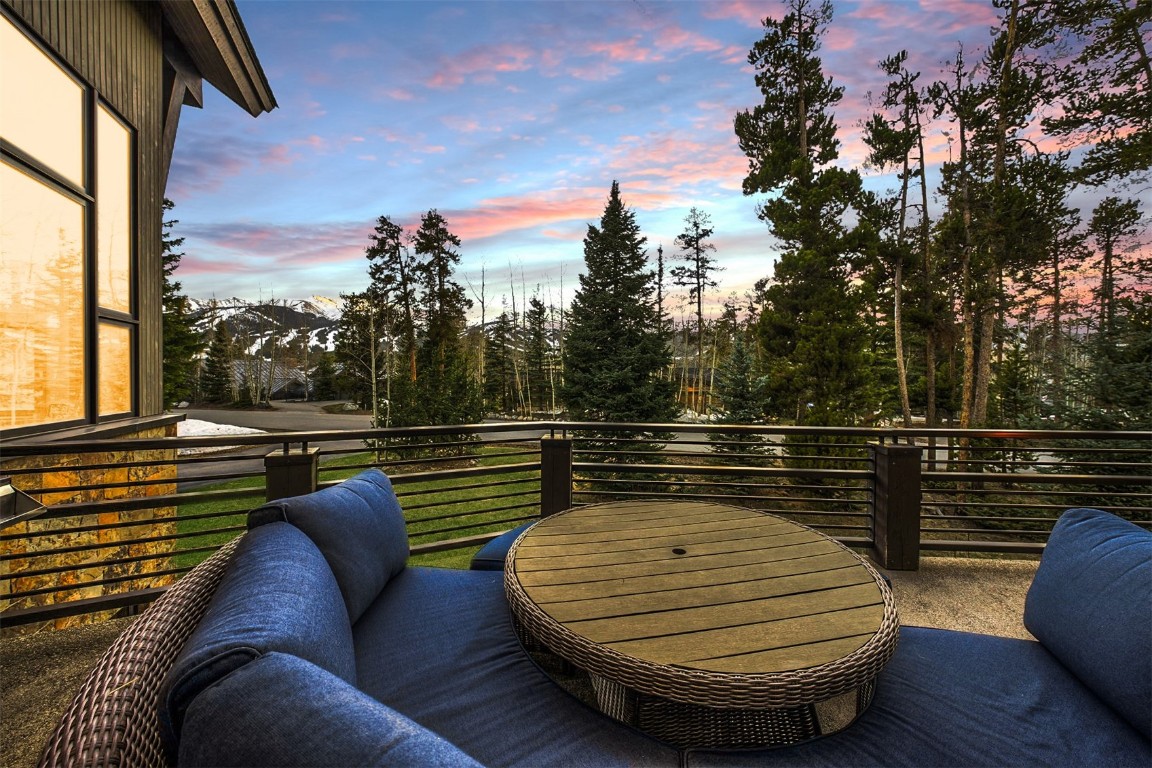 106 N Gold Flake TERRACE