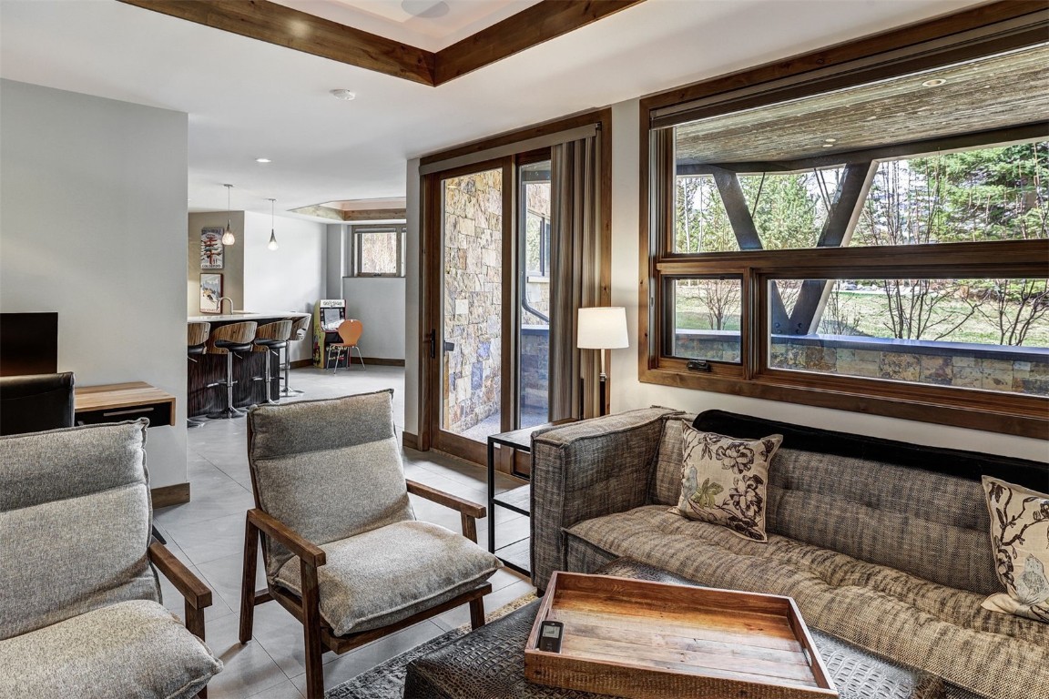 106 N Gold Flake TERRACE