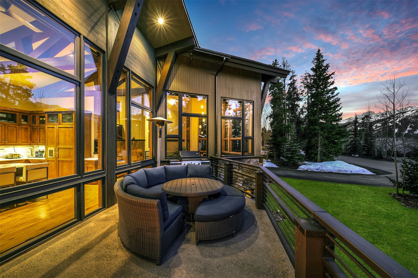 106 N Gold Flake TERRACE