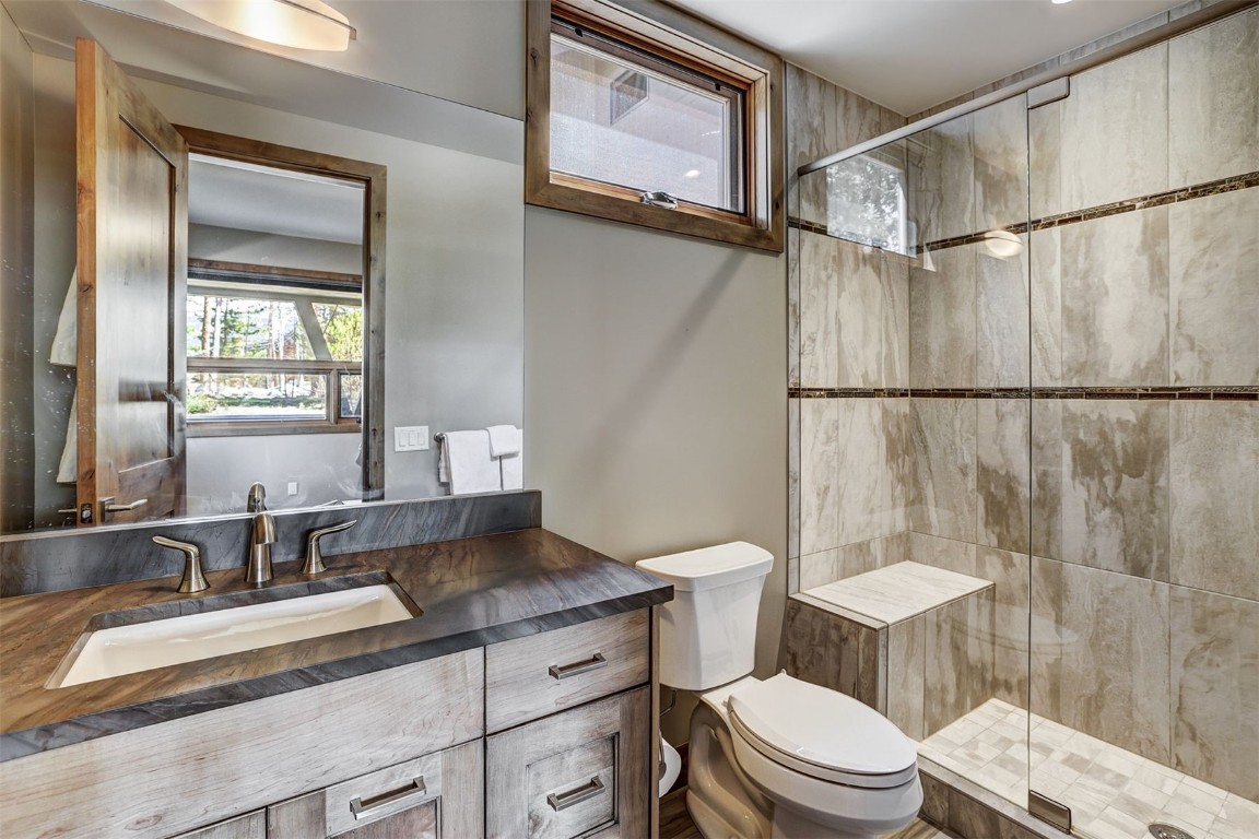 106 N Gold Flake TERRACE