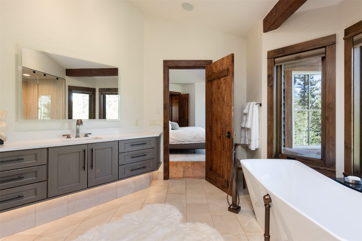 41 Stillson Placer TERRACE