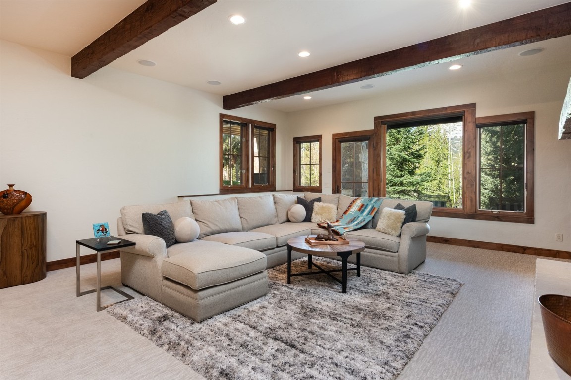 41 Stillson Placer TERRACE