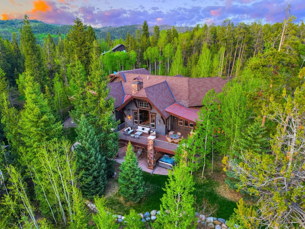 41 Stillson Placer TERRACE