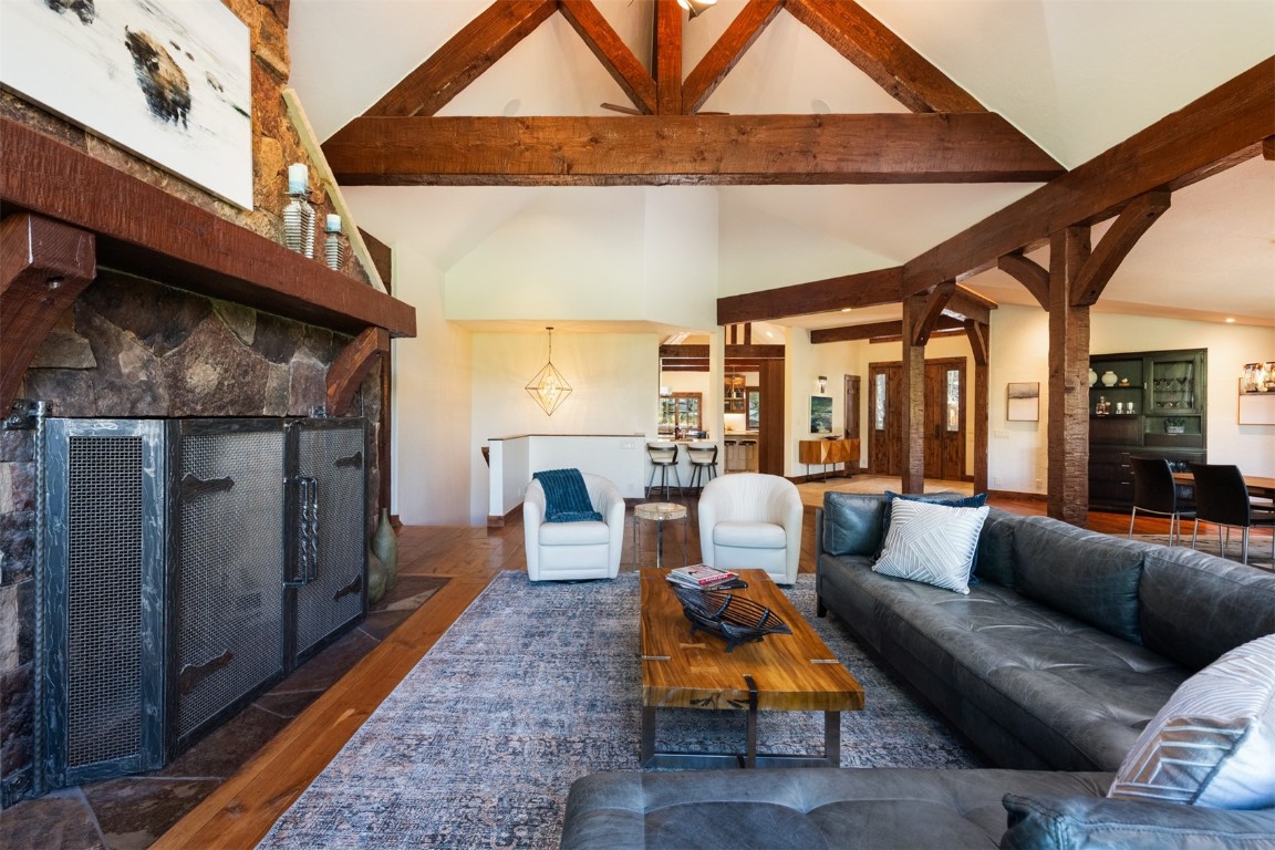 41 Stillson Placer TERRACE